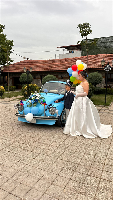 gelin arabası kiralama hizmetleri düğün için özel araba 